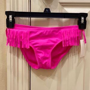 ☀️NWT bikini bottoms with fringe detail☀️